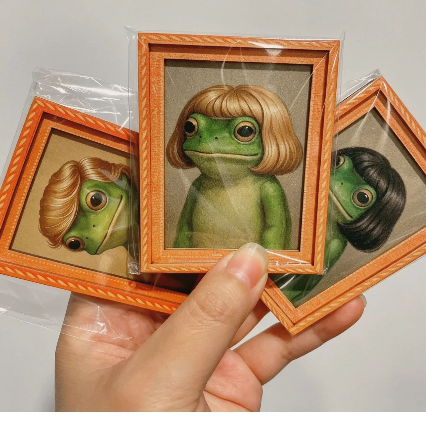 Engraved Wood Frame - Mini Wooden Photo Frame Frog Fridge