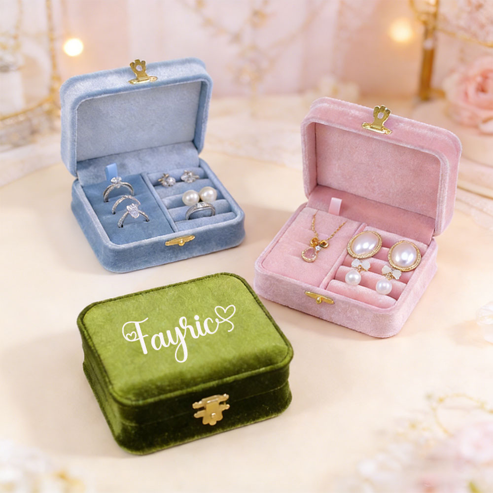 Personalized velvet jewelry bo - Personalized Name Box 评论和价格